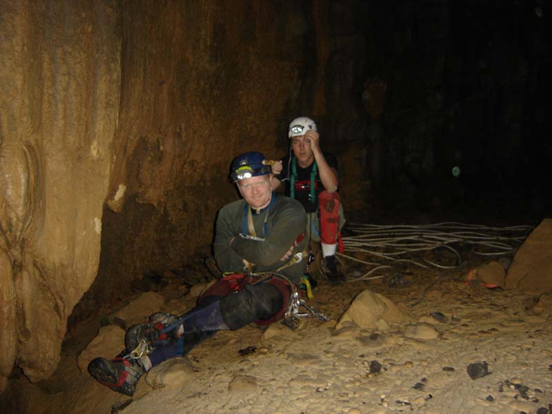 caving 030